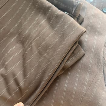 Mango Takım Elbisede Açılan Dikişler Ve Cevapsız Garanti Süreci