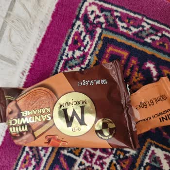 Magnum Mini Sandwich Karamel Dondurmasında Bisküvi Eksikliği
