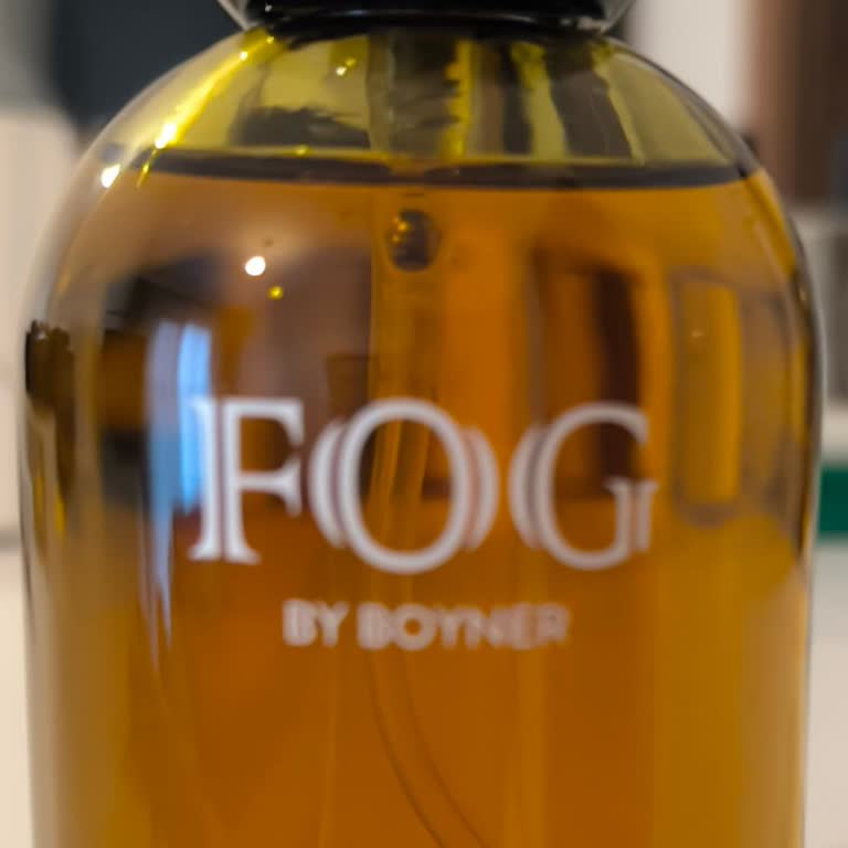 Boyner Fog Parfümü Beyaz Tişörtümde Kalıcı Leke Bıraktı, Uyarı Yok