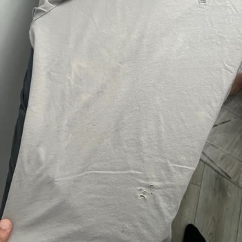 Vanish Oxi Action Tişörtleri Delip Sarıya Çevirdi