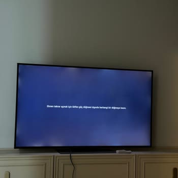 LG TV'de Işık Sızması Ve Servisin Çözüm Sunmaması