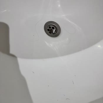 Urban Hotel Bomonti'de Temizlik Sorunu Ve Havuz Eksikliği Nedeniyle Tam İade Talebi