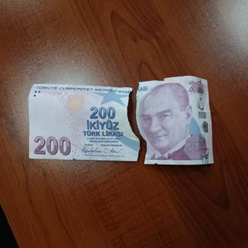 ATM Kazasında Hasarlı Banknotlar Ve Şube İletişim Sorunu Çözülmedi
