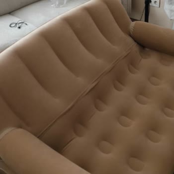 Kirli Ve Tanıtım Görselleriyle Uyuşmayan Koltuk İçin Yanıtsız Değişim Talebi