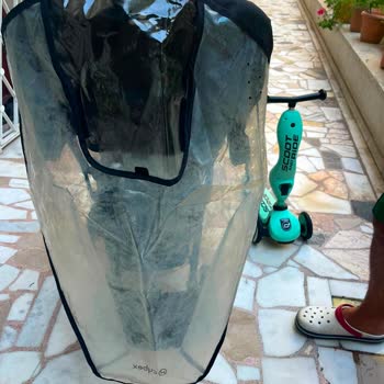 Garanti Dışı Deforme Olan Bebek Arabası Yağmurluğu İçin Açıklama Ve Değişim Talebi