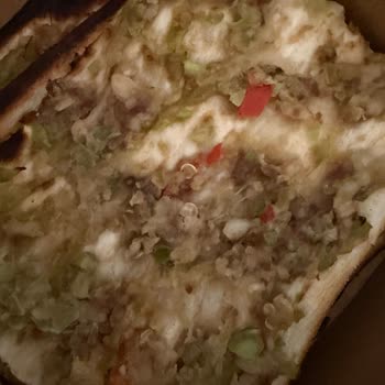 Etli Ekmekte Yağ Fazlası, Restoranın Ciddiyetsiz Tutumu Ve İade Talebi