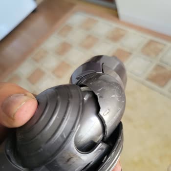 Garanti Kapsamındaki Dyson V8 Başlık Kırığına Kullanıcı Hatası İddiası Red Edildi