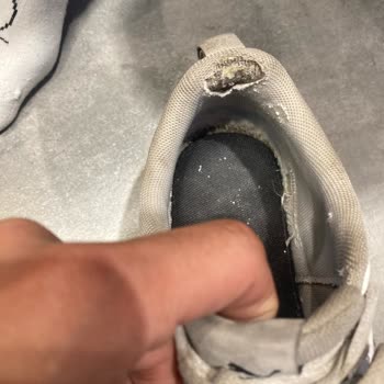 Puma Ayakkabısının Taban Çökmesi Ve Çözüm Bulunamaması