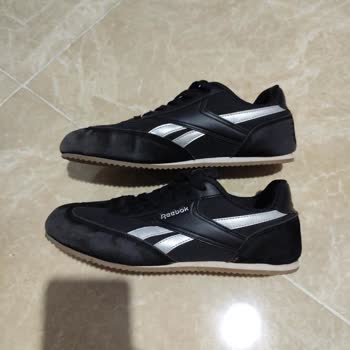 Reebok Ayakkabıdaki Erken Aşırı Soyulma Ve İade Reddi