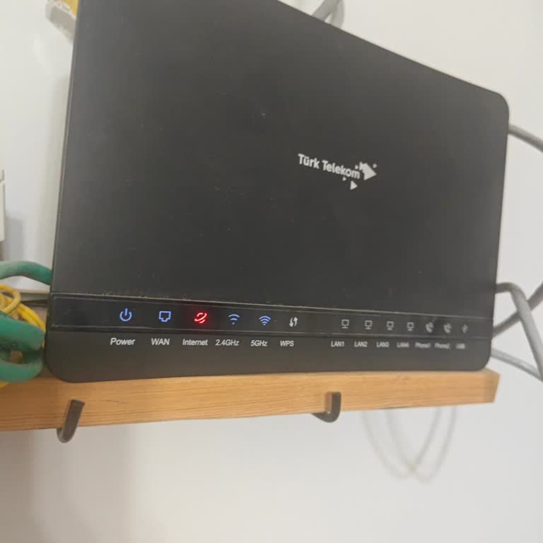 Altyapı Çalışması Nedeniyle İnternet Kesintisi Ve Söz Verilen Saatte Hizmet Gelmemesi