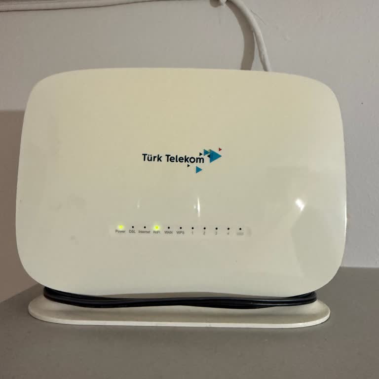 Dış Cephede Kablonun Kopması Nedeniyle 14 Gün Süren İnternet Kesintisi Ve Teknik Ekip Yokluğu