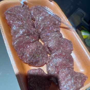 Yeşillenmiş Köfte Gönderimi Ve Şubedeki Saygısız Yaklaşım