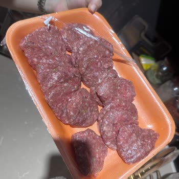 Yeşillenmiş Köfte Gönderimi Ve Şubedeki Saygısız Yaklaşım