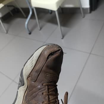Skechers Ayakkabım 7 Ayda Dikiş Açıldı, Garanti Reddedildi