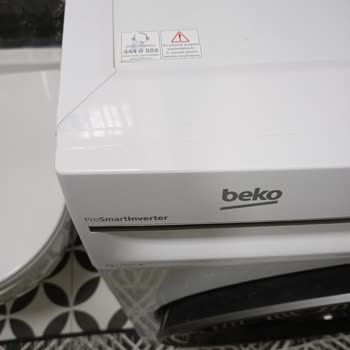 Beko Çamaşır Makinesinin Üst Kapağındaki Çatlayan Plastik Çerçeve Garantiden Dışarı Bırakıldı