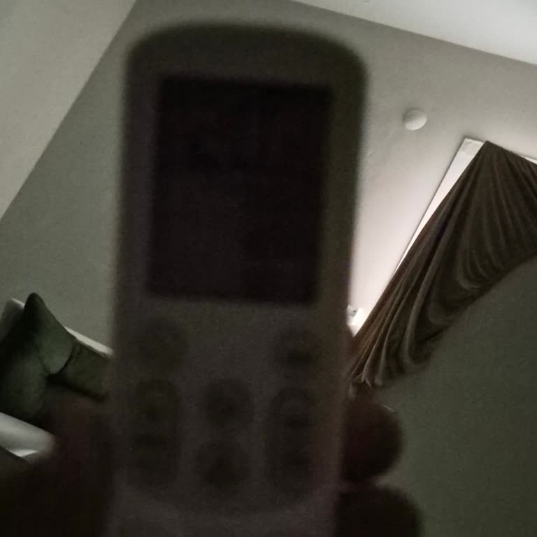 Işıksız Kumanda Nedeniyle Samsung Klimada Kullanım Sorunu Ve Çözüm Talebi
