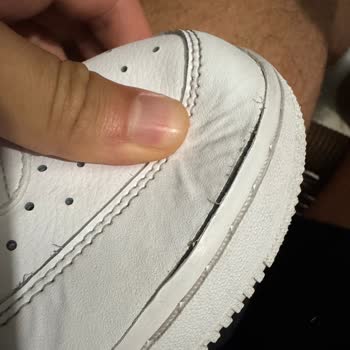 Bir Ayda Açılan Deri Ayakkabı Ve Çözüm Sunulmayan Mağaza