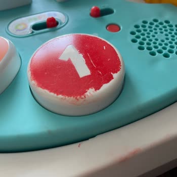 Fisher-Price JLM96 Activity Table Paint Came Off on My Baby’s Hands