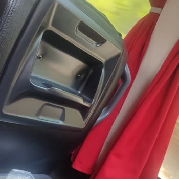 Klima Çalışmayan Ve Ekranları Sökülmüş Otobüs Ücret İadesi Talebi