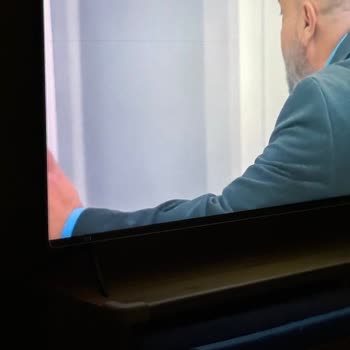 Samsung 50TU8000 Televizyonunda Üçüncü Panel Arızası Ve Ücretsiz Değişim Talebi