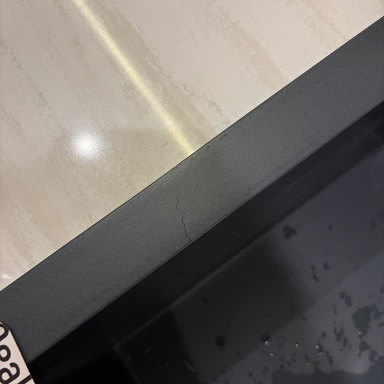 Real Stone Granit Evyesi Çatlak Çıktı, Yardım Reddedildi