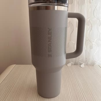 Stanley Termosunda Metal Tat Ve Pas Lekeleri: Sağlık Endişesi Ve Garanti Değişim Talebi
