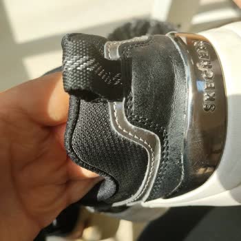 Skechers Spor Ayakkabısında İç Astar Deformasyonu Ve Üretim Kusuru