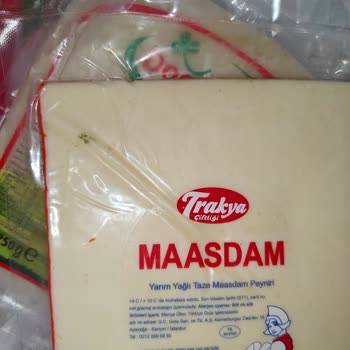 Yanıltıcı Ambalaj Ve Kirli Maasdam Peyniri Sağlık Riski Ve Hızlı Teslimat Ücreti Boşa