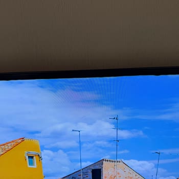 LG OLED TV'de 2,5 Yılda Panel Arızası Ve İyi Niyet Garantisi Talebi