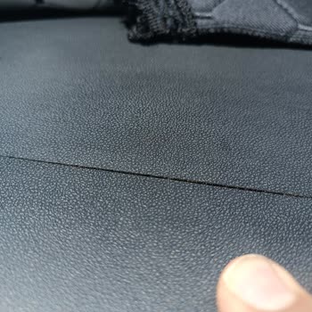 Fiat Linea Urban Airbag Ön Göğüs Kaplamasındaki Fabrika Kaynaklı Çatlak
