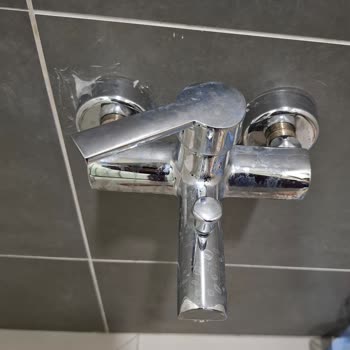 Krom Kaplamalı Bataryada Hızlı Bozulma, Satıcı Çözüm Sunmadı