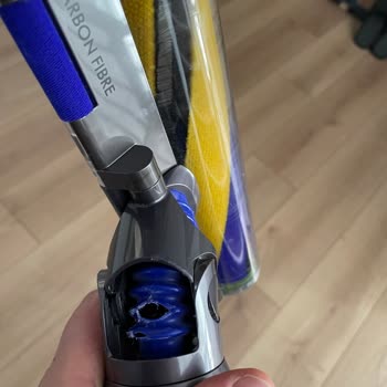 Dyson V15 LED Başlık Hortumu Hasarı Ve Garanti Reddi