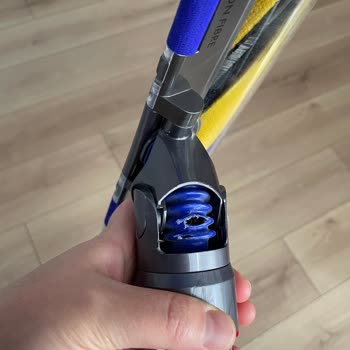 Dyson V15 LED Başlık Hortumu Hasarı Ve Garanti Reddi