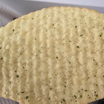Cips Paketi Üzerinde Kıl Tespiti: Hijyen Endişesi