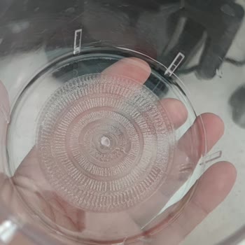 Kumtel 10'lu Dondurma Makinesinde Plastik Parça Çıkması Gıda Güvenliği Riski