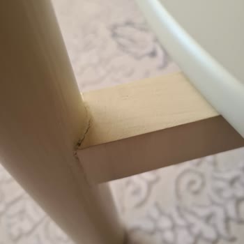 İstikbal Orta Sehpası Ayaklarında Tekrarlayan Çatlama Ve Çözüm İsteği