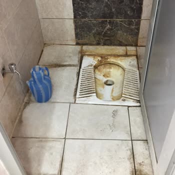 Mardin Otogarındaki Tuvaletler Kirli Ve Kullanılamaz