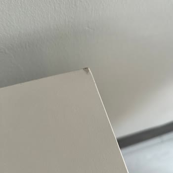 Teslimat Ertelenmesi, Eksik Sandalyeler Ve Defolu Konsol