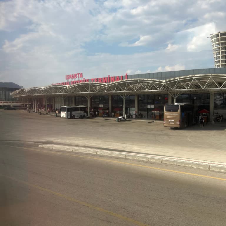 Isparta Denizli Otobüs Seferinde Yarım Saat Gecikme Ve Polis Bahaneli Saygısızlık