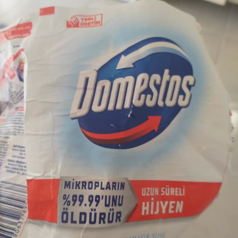 Domestos Çamaşır Suyu Beyazları Pembe Renkte Dönüştürdü