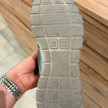 Skechers Ayakkabısının Tabanı Eridi, Ayıplı Ürün İade Talebi