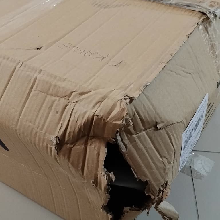Kırık Çocuk Bisikleti Ve Yanıtsız İade Süreci