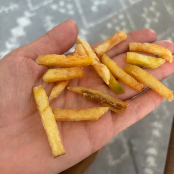 Burger King Tekirdağ Şubesinde Yeşil Patates Ve Sağlıksız Marul İçin İade Talebi