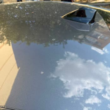 Citroen C4X Shine’da Vernik Ve Güneş Yanıkları İçin Servisin Sorumluluk Reddi