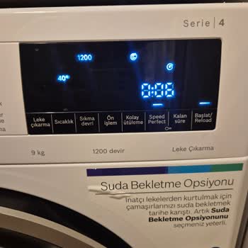 Bosch Çamaşır Makinesinde Boya Sızıntısı Ve Pasta Birikimi Dış Görünüşü Bozuyor