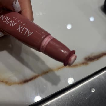 Alix Avien Allığı Hızla Parçalandı: Ürün Değişimi İstiyorum