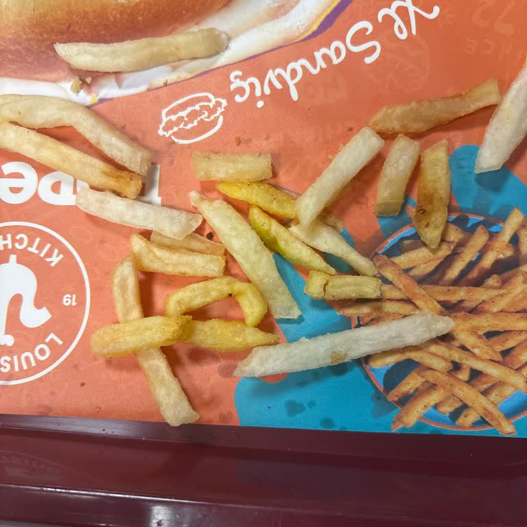 Popeyes Nilüfer Şubesinde Soğuk Sandviç Ve Patates Şikayeti
