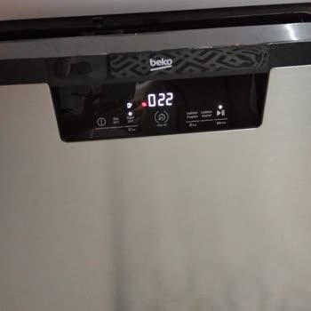 Beko Servisinde Gaz Kaçağı Ve Mermer Hasarı İçin Şikayet