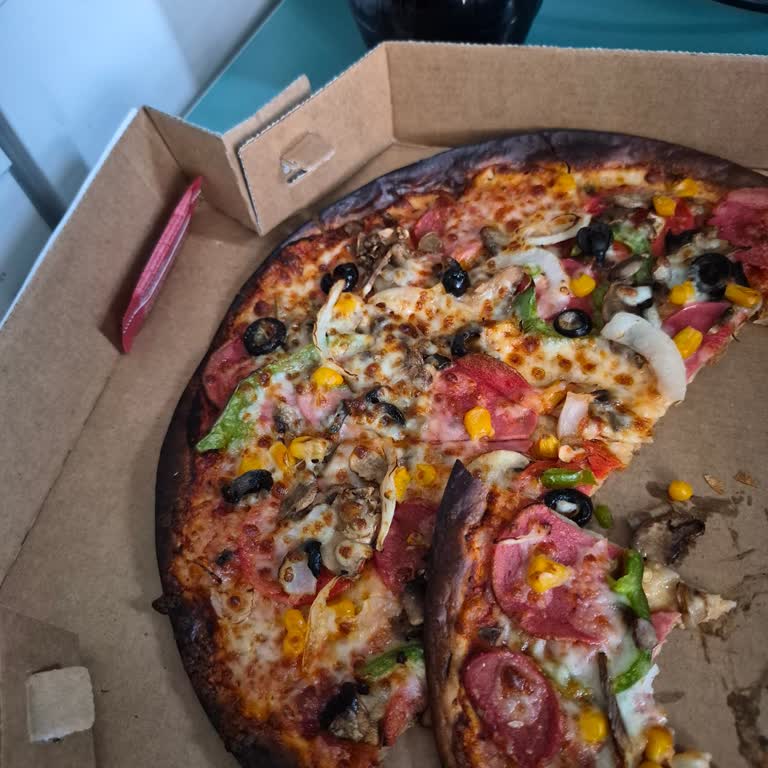 Yanık Pizza İçin Tam İade Talebi