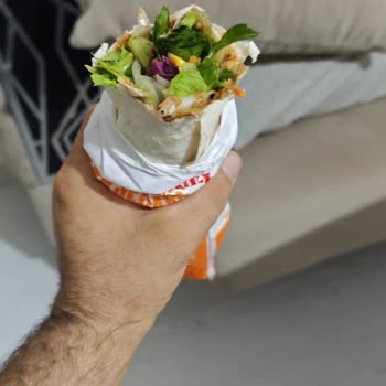 Hayal Kırıklığı Yaratan Çiğköfte Dürümde Az Çiğköfte Ve Aşırı Tuz